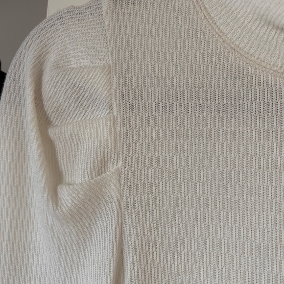 NWOT Free People White Ivory Turtleneck - Picture 5 of 7